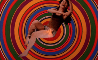 Psychedelic patterns from Hausu (1977)