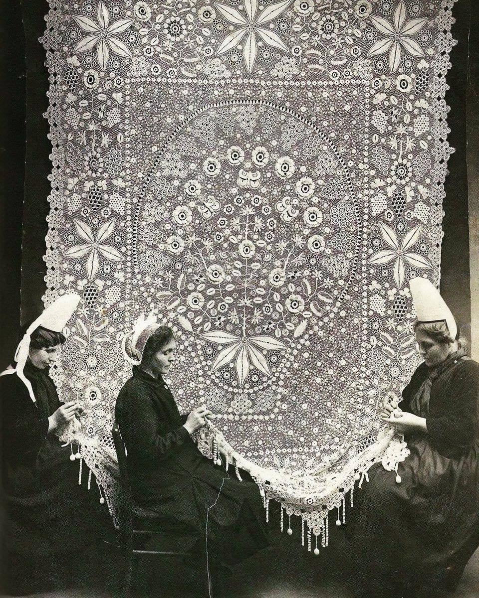 Lacemakers (Brittany, France), 1920  