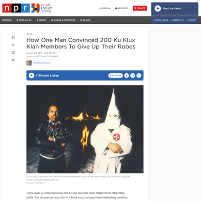 How One Man Convinced 200 Ku Klux Klan Members To Give Up Their Robes