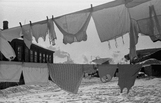 On the outskirts of Moscow, photo by V. Stepanov (1950s)