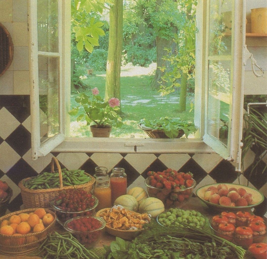 Terence Conran’s New House Book, 1985