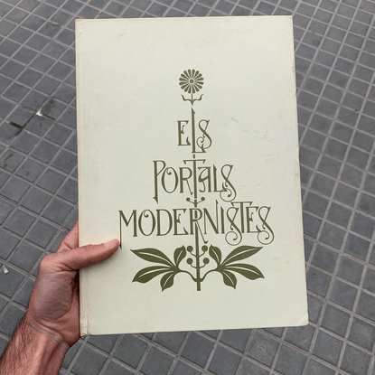 Els portals modernistes by Manuel García-Martín