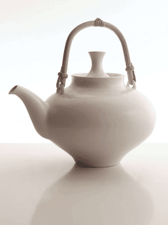 Eva Tea Pot - KleinReid