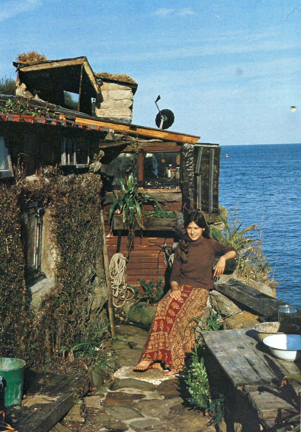 Image  Simply Living, No.7 Pg.54, The huts of Dobroyd Head (1978)