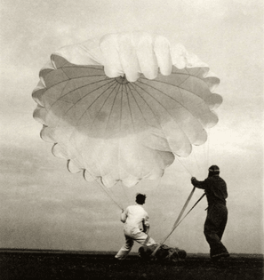 Margaret Bourke-White, twenty parachutes, 1937