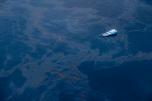 DeepwaterHorizonOilSpill_KrisKrug.jpg