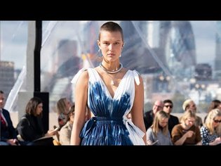 The Alexander McQueen Spring/Summer 2022 Womenswear Show