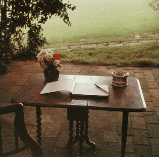 Virginia Woolf’s working table, photographed by Gisèle Freund (1965)