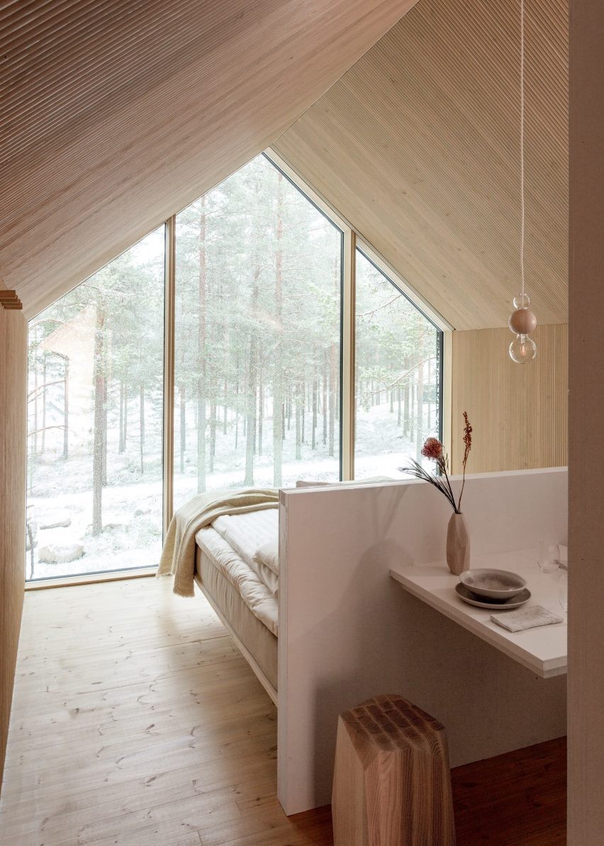 niliaitta-cabin-studio-puisto-finland_dezeen_2364_col_7-852x1193.jpg