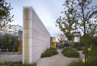 13._maggies_southampton_designed_by_al_a._photo_c_huftoncrow.jpg