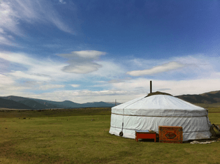 mongolian_yurt_in_steppe.jpg