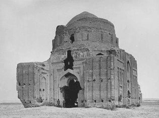 ruins-of-mausoleum-in-tus-iran..jpg