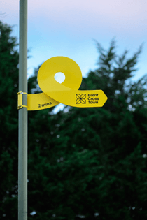fieldwork-facility_brent-cross-town_wayfinding_10.jpg?auto=compress-format-q=60-w=1200-h=