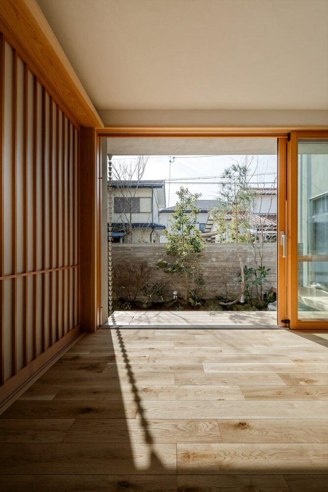 hearth-architects-kusatsu-house-japan-designboom-20-667x1000.jpg