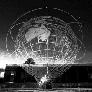 New Models: Nora Khan & Joel Kuennen on critical frameworks for Web3 creative production etc.
