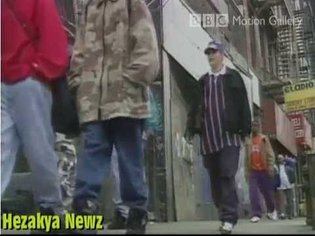 THROWBACK NEWZ: Baggy Clothes Are Becoming Fashionable With Teens(1993 Report)
