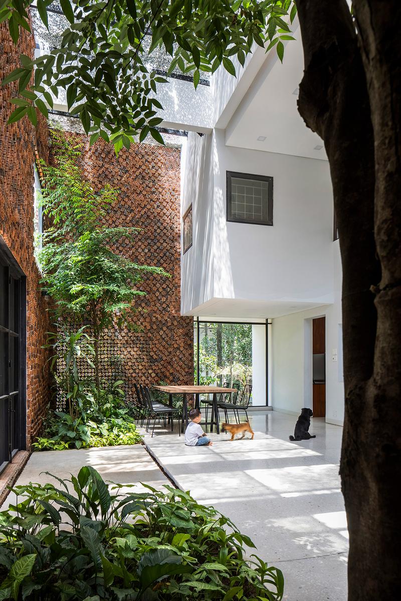 Wall House, Bien Hoa, Vietnam (designed by CTA, 2020)
