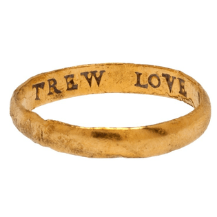 Ca. late 17th - early 18th century gold posy ring.