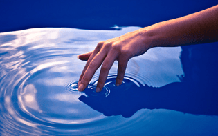 gentle-touch-of-the-water-600x375.jpg