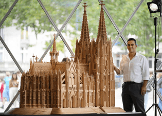 Fadel Alkhudr's wooden model of Cologne Cathedral