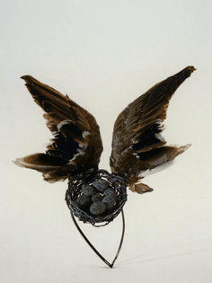 Alexander McQueen: AW2006 ‘The Widows of Culloden’ Bird’s Nest Headdress