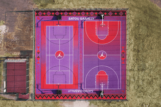 satou-sabally-and-jordan-brand-design-a-berlin-baskeball-court-for-young-girls-002.jpg?q=90-w=1400-cbr=1-fit=max
