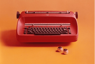 red-typewriter.jpg