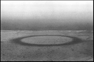 Richard Long, Walking a Circle in the Midst, Scotland 1986