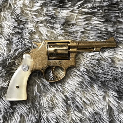 Armeria Beltrão on Instagram: “Restauração completa
- Revolver Taurus 38 4”
.
.
.
#revolver #revólver #taurus #revolver38 #t...