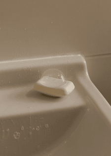 evelyndragan_photography_stilllife_isolation-5.jpg