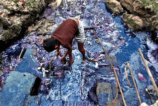 pollution-for-textile-waste-water.jpg