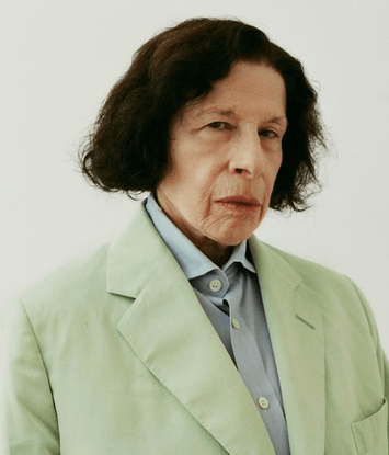 Coco Capitán on Instagram: "Fran Lebowitz, always love. I took this portrait of Fran in New York in 2017 and I remember it as one of the most special days of my life. I am so happy the new @netflix series 'Pretend It's a City' by @martinscorsese_ is gaining such well deserved attention. #franlebowitz"