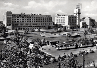 Theodor-Heuss-Platz (then: Reichskanzlerplatz), 1920s