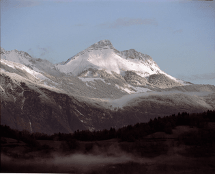Mamiya RZ69 Pro II + 500mm f/8W – Kodak Portra 160 – Massif du Comombier (Savoie)