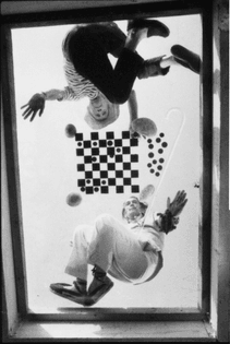Duchamp and Dali playing chess
