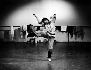 The choreographer Twyla Tharp dancing in 1979.Credit...Brownie Harris/Corbis