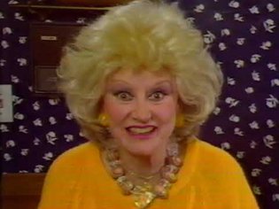How to Have a Moneymaking Yard Sale Starring Phyllis Diller