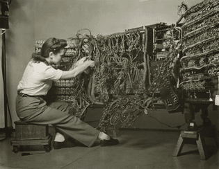 vintage-industrial-women2.jpg