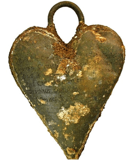 02_brittany_heart.jpg?w=374-h=458