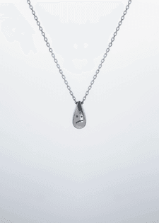 https://www.archivestudio.online/product-page/silver-necklace-archive-studio-tears-of