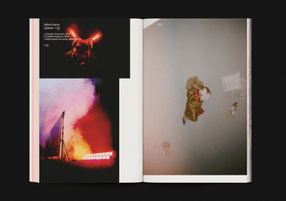 hellome_volksbuehne_book_1_16-1920x1357.jpg