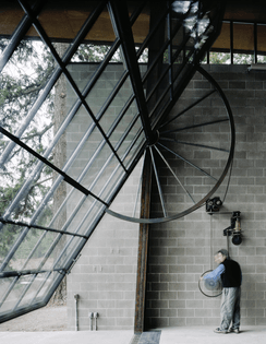 atlas-of-places-olson-kundig-chicken-point-cabin-img-8.jpg