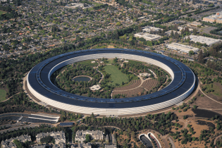 2880px-aerial_view_of_apple_park_dllu.jpg