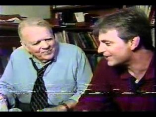 Andy Rooney - Andy tries the internet, sort of