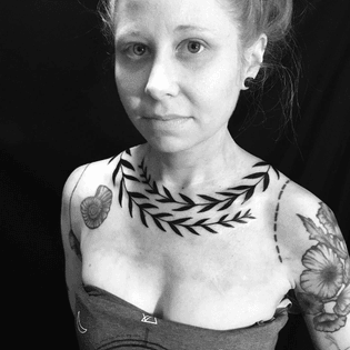 Booking for may. Email paradisehellbow@gmail.com done @oldhabitstattoo