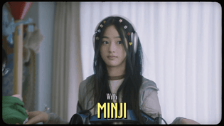 minji-airpod-max-6.png