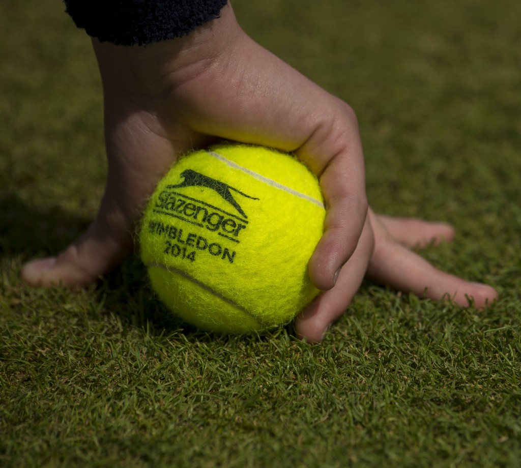 테니스공의 색에 관해The colour of tennis balls