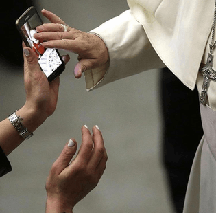 pope-and-a-phone.jpg