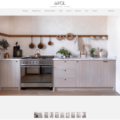The Ellei Home Kitchen | deVOL Kitchens