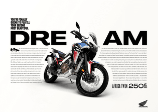 honda-moto-2nd-dream-4-soccer-player.jpg
